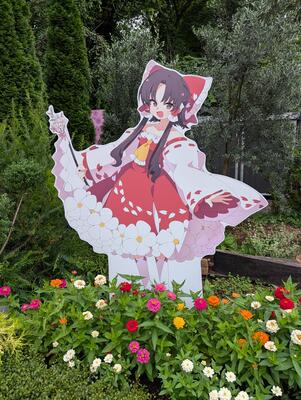 Hakurei Reimu